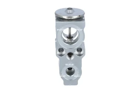 ELEKTROMAGNES SPRZ─śG┼üA SPR─ś┼╗ARKI A/C FOR D FOCUS 18- NRF 38773