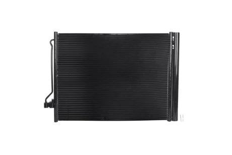 Фото радиатор кондиционера BMW 5 (F10/F11)/7 (F01/F02/F03/F04) 09-18 KAMOKA 7800584 Радиатор кондиционера BMW 5 (F10/F11)/7 (F01/F02/F03/F04) 09-18 KAMOKA 7800584