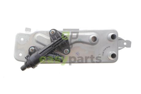 Радіатор масляний BMW 5 (F10, F18) 3.0i 10-/7 (F01, F02, F03, F04) 3.0/4.4i 08- N55/N63/N74 ADLER 17217638678