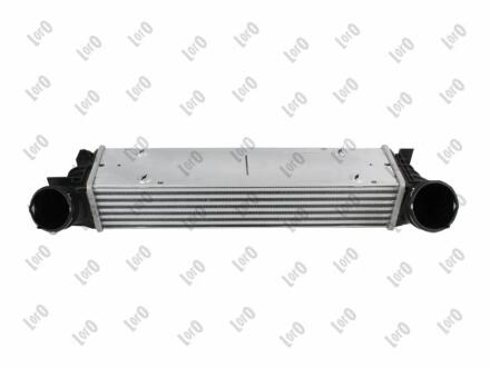 Радиатор интеркулера BMW 1 (E81/E82/E87/E88)/3 (E90-E93)/X1 (E84) 2.0D N47 04-15 Abakus 0040180018