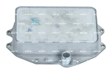 Автозапчасть NRF 31899