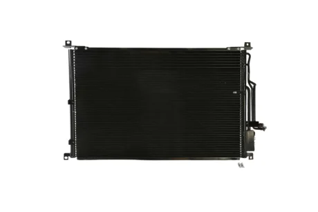 Радиатор кондиционера Audi A8 2.8-4.2/4.2TDI 02-10 KAMOKA 7800580