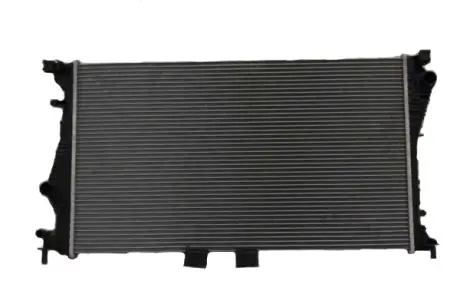 Радіатор охолодження двигуна Trafic/Vivaro 2.0CDTI 06- MAXGEAR AC265481