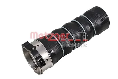 Патрубок інтеркулера BMW 1 (F40)/2 (F44-F46)/X1 (F48)/X2 (F39) 1.2-2.0D 13- METZGER 2401023
