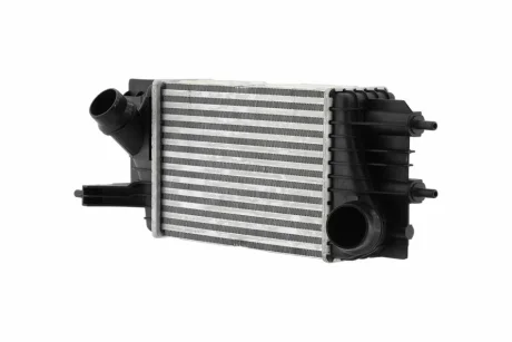 Intercooler NISSAN HELLA 8ML366470771