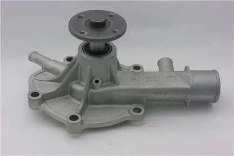 Насос водяной двигателя GMB GWT01A